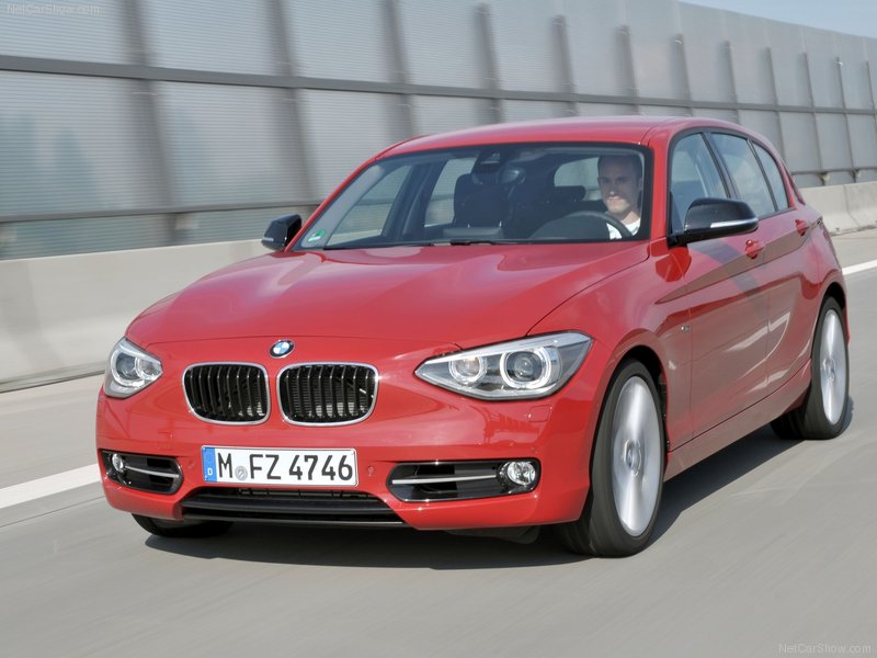 BMW-1-Series_Sport_Line_2012_800x600_wallpaper_09.jpg