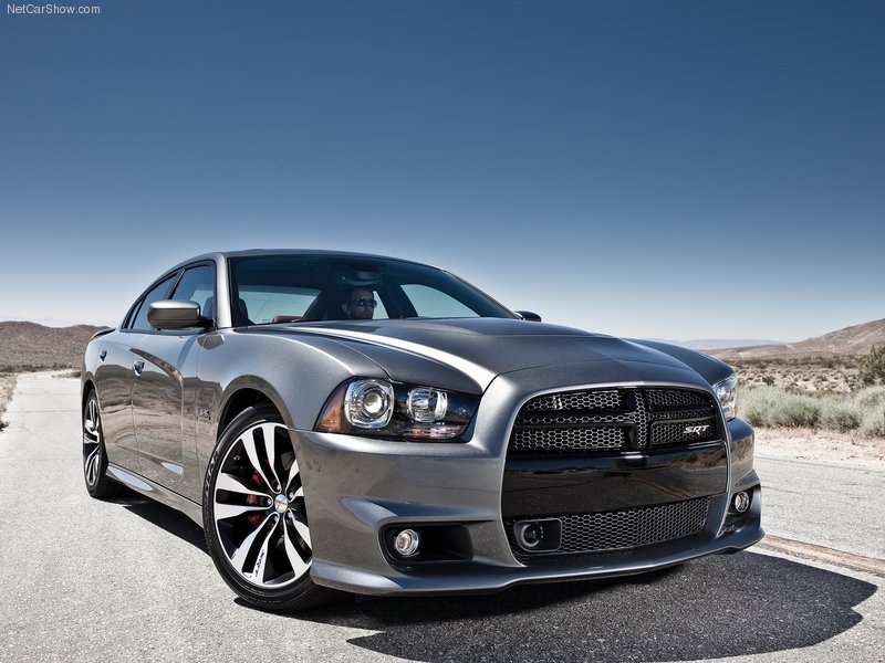 Dodge-Charger_SRT8_2012_800x600_wallpaper_03.jpg