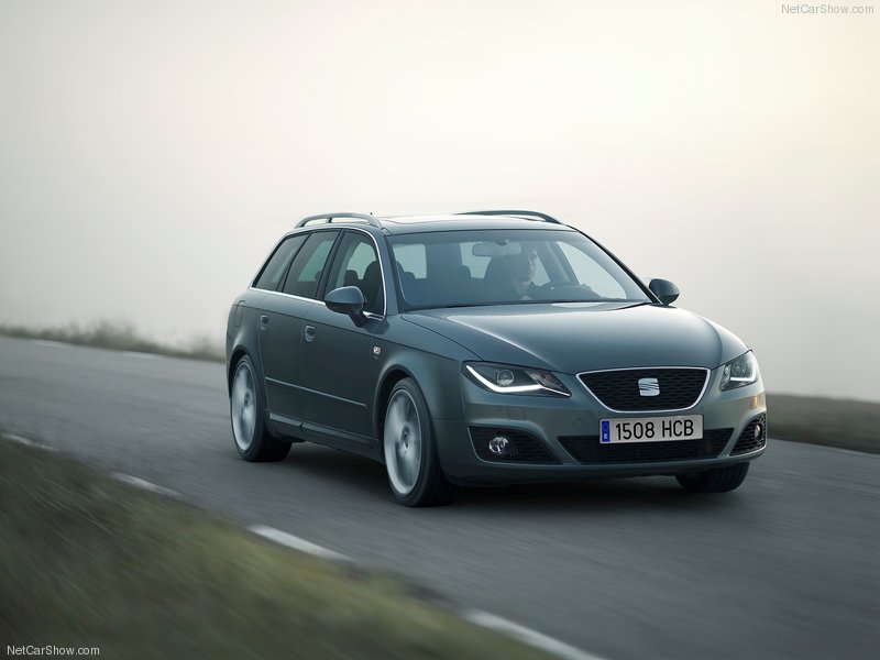 Seat-Exeo_ST_2012_800x600_wallpaper_01.jpg